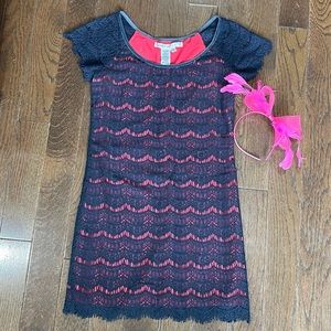 SALE!! Max Studio navy blue lace dress w/ hoot pink lining, sz S.  Excellent!